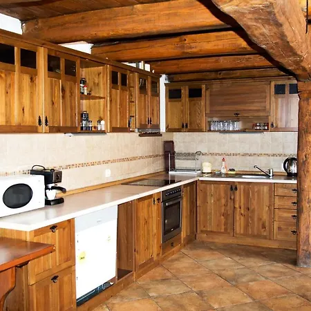 Baba Stana Houses 2* Aprilzi