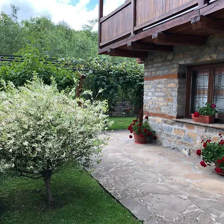Ferienpark Baba Stana Houses Aprilzi