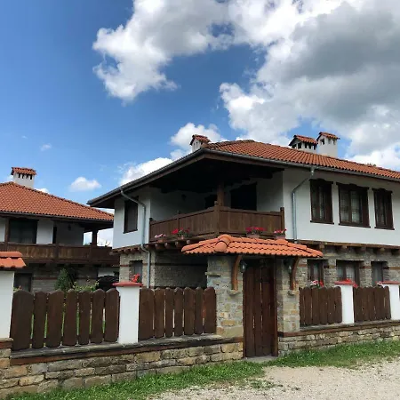 Ferienpark Baba Stana Houses Aprilzi